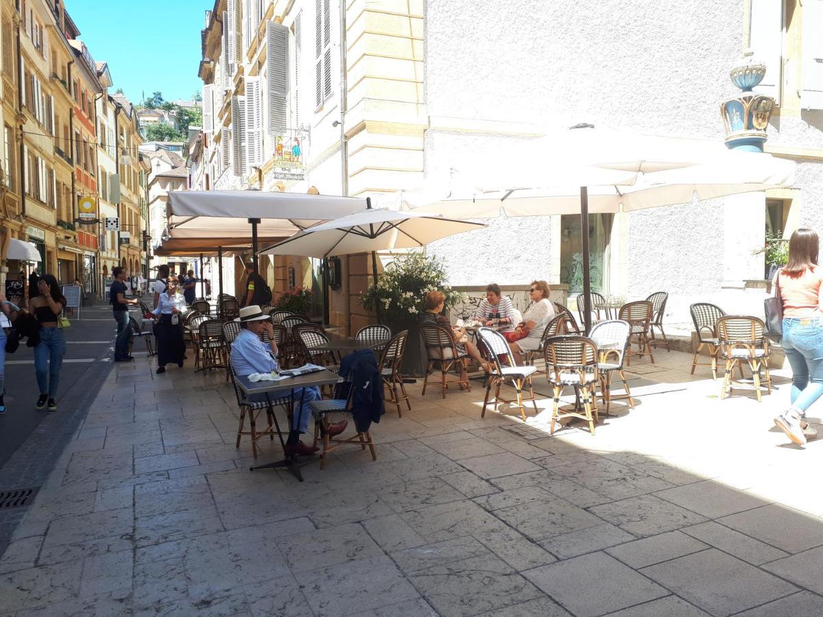 La Crique De L'Evole Appartement Neuchâtel Buitenkant foto